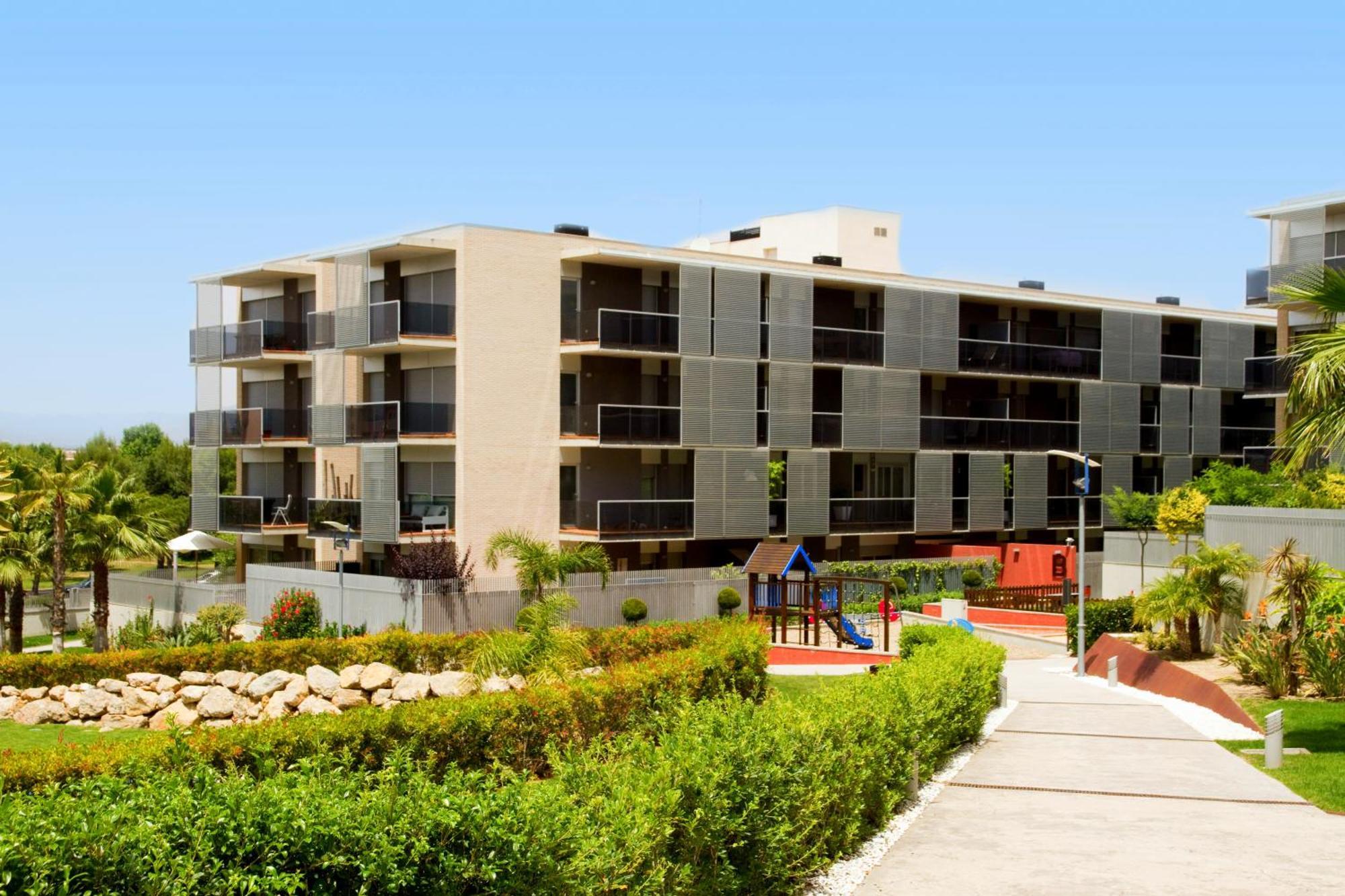 Rentalmar Paradise Families Only Con Parking Salou Ngoại thất bức ảnh