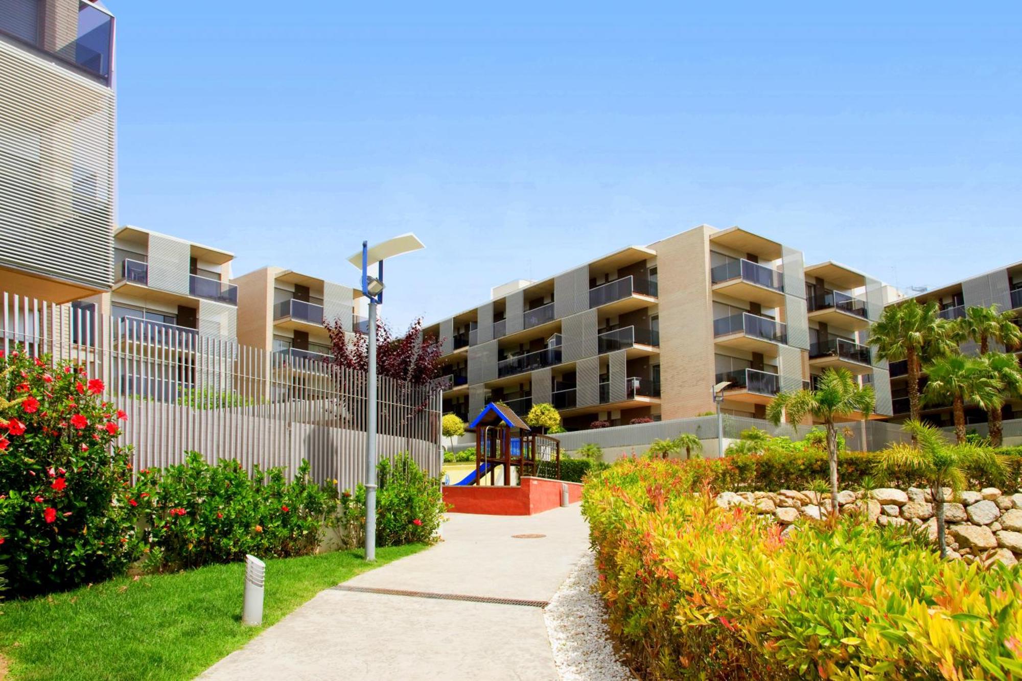 Rentalmar Paradise Families Only Con Parking Salou Ngoại thất bức ảnh