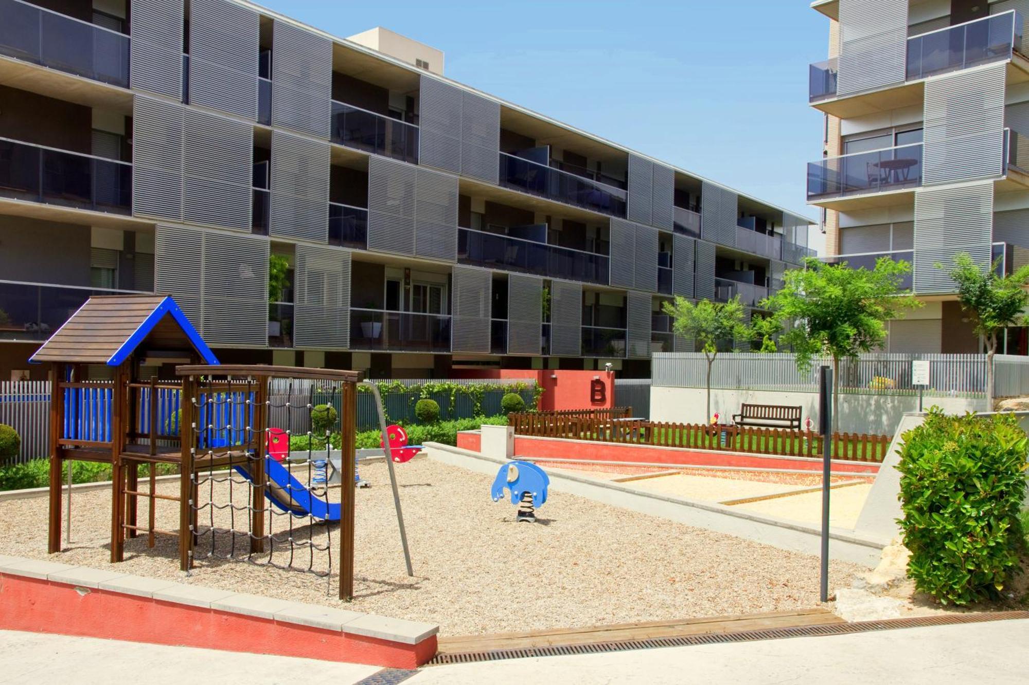 Rentalmar Paradise Families Only Con Parking Salou Ngoại thất bức ảnh