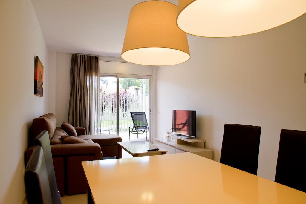 Rentalmar Paradise Families Only Con Parking Salou Phòng bức ảnh